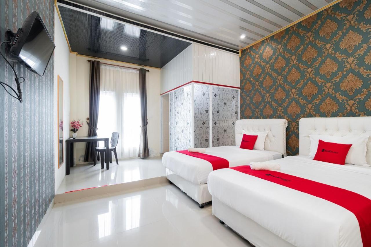 Reddoorz Syariah Near Minangkabau International Aiport Hotel Padang  Exterior photo